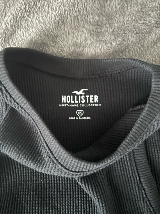Hollister Ribbed Crewneck Tank - Black & Deep Green - Picture 3 of 3